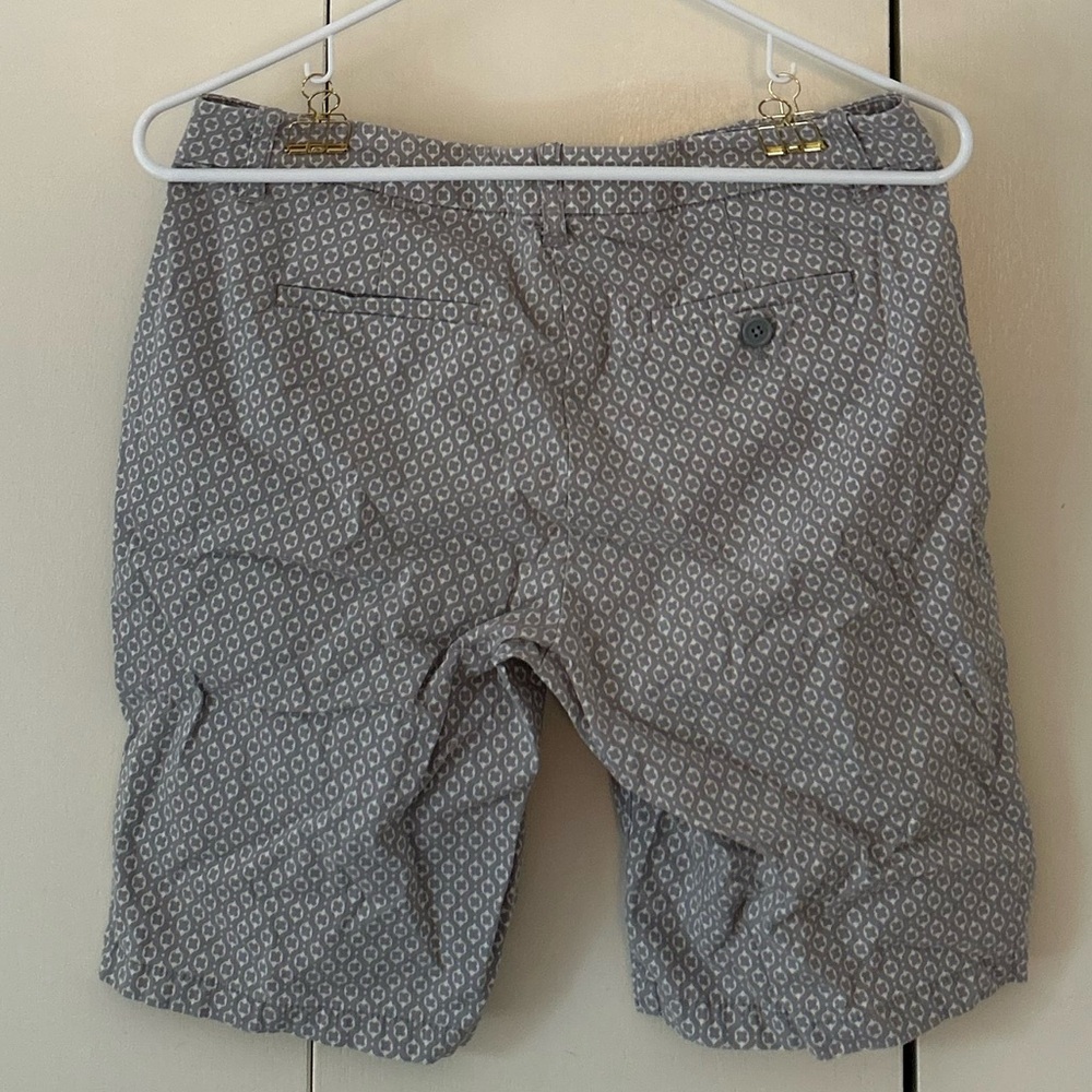 J.Crew Gray Patterned Zip Front Bermuda Shorts Wi… - image 8